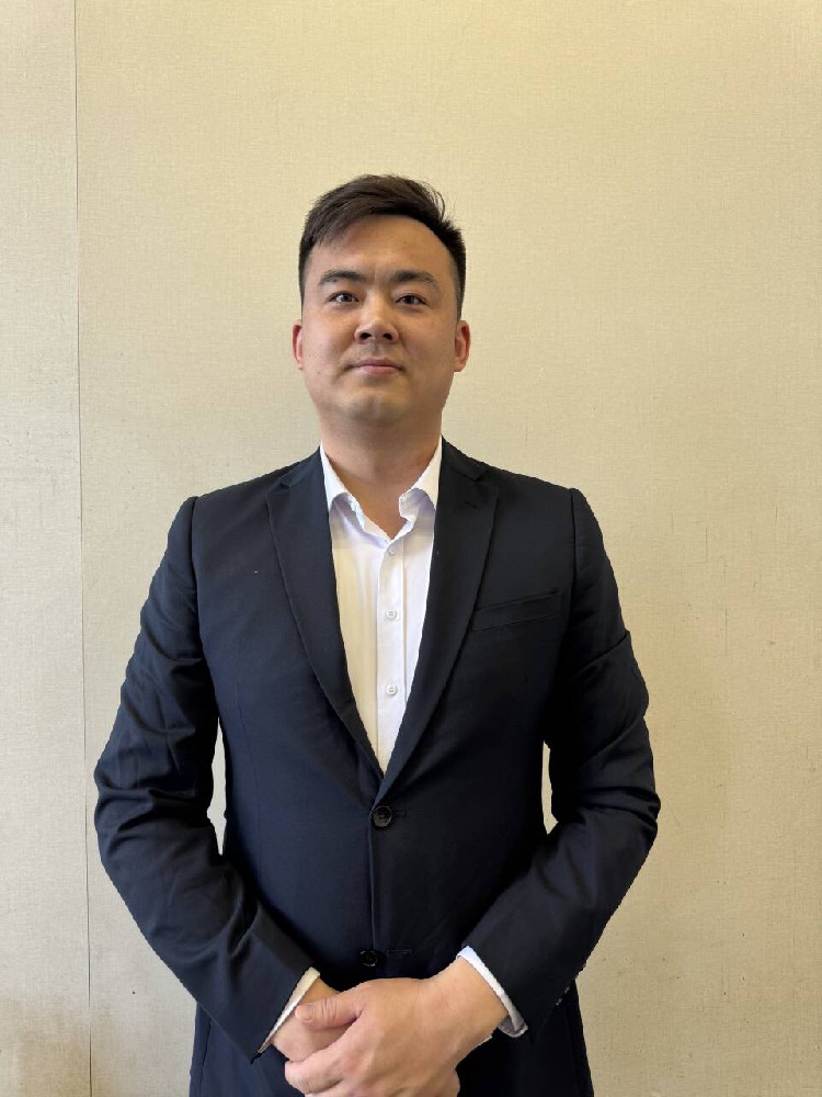 男3号保镖